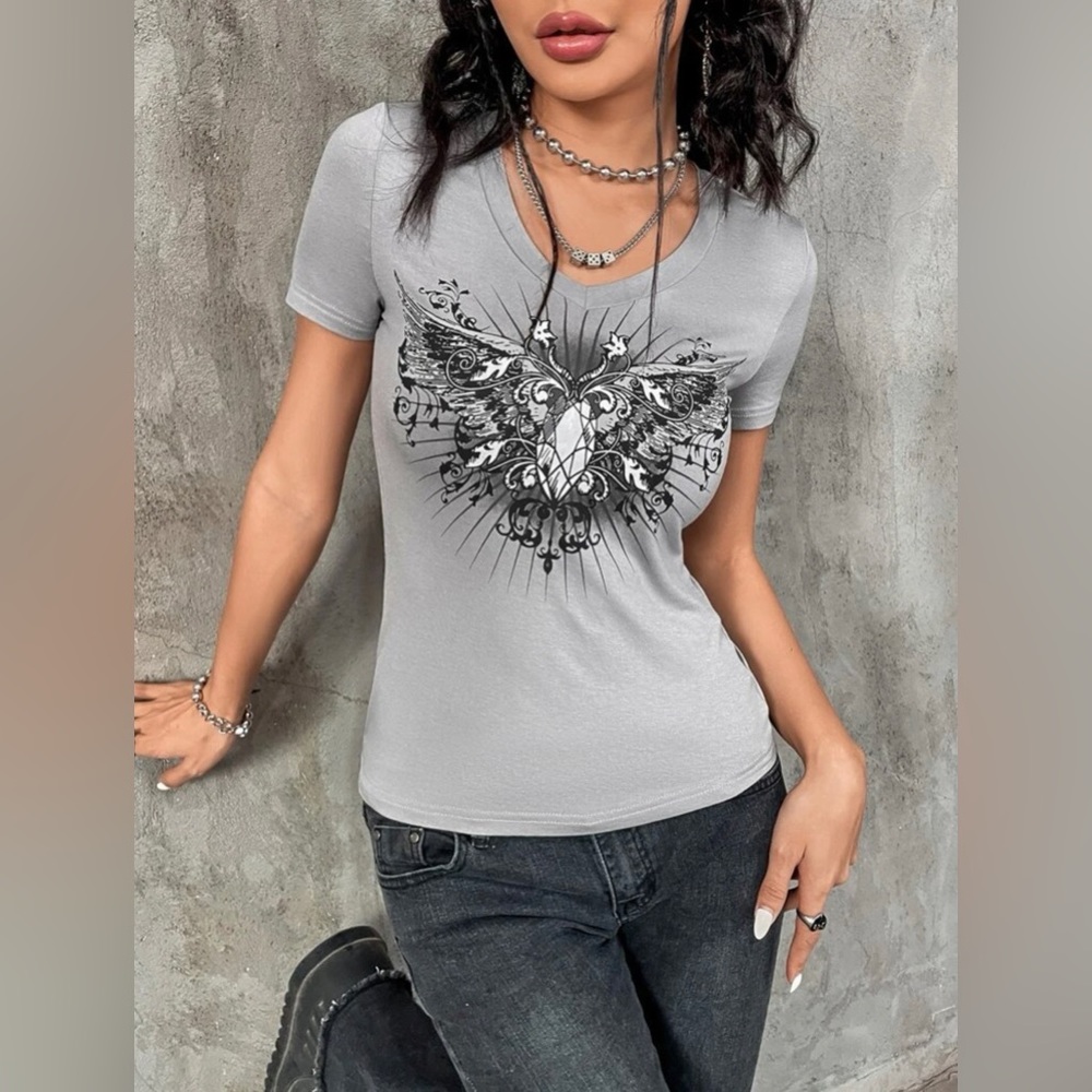 SHEIN ICON Butterfly Print V Neck Tee